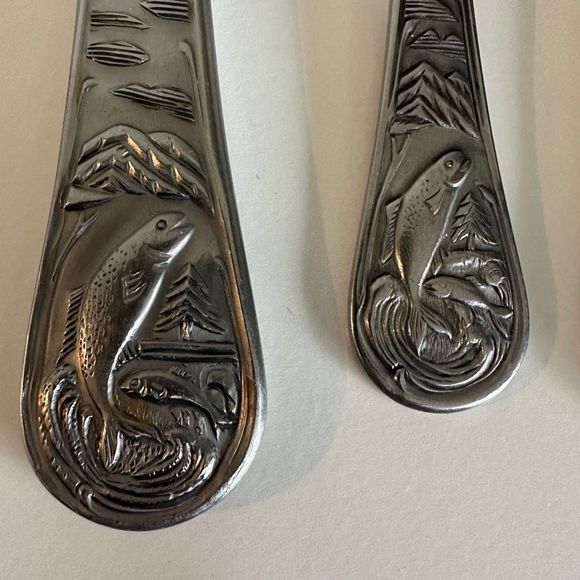 Cambridge Fish/Bass Stainless Flatware Silverware Old Stock - Picture 12 of 13